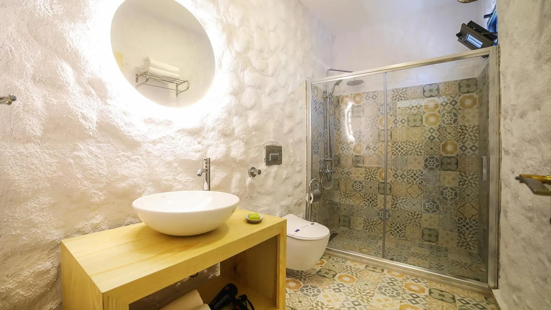 Huzurla otel İzmir 0*,