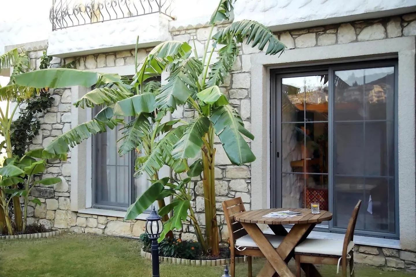Huzurla Otel İzmir Hotel