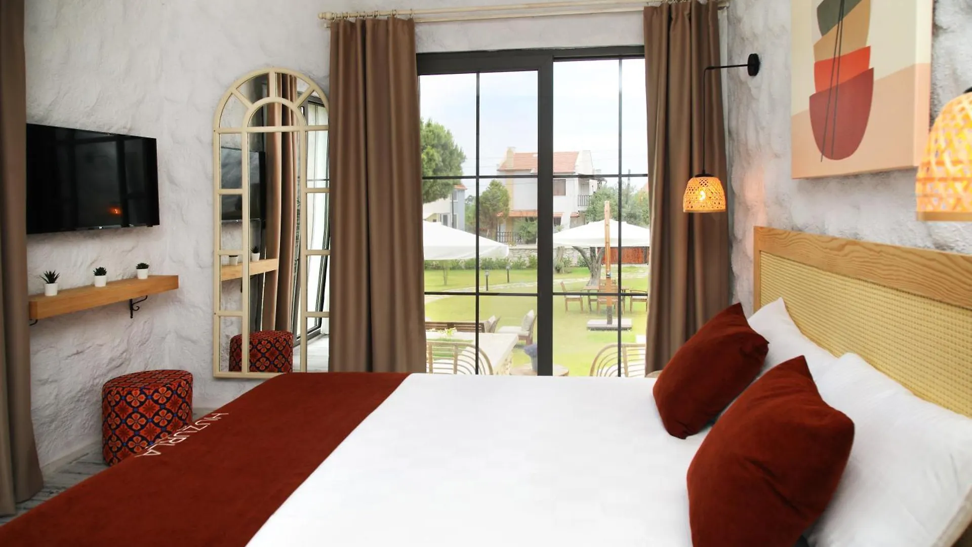 Huzurla Otel Izmir Turkey